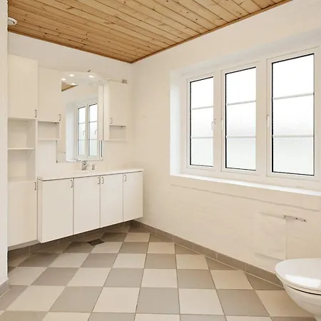 Seaside Escape In Ho - By Traum Holiday home *